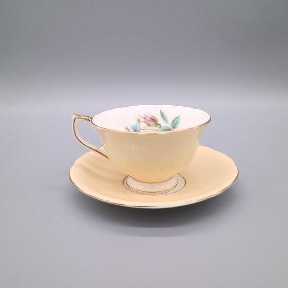 Aynsley Fine Bone China Beige Floral Flowers Vintage Cup & Saucer Set - 3519 - Picture 3 of 6